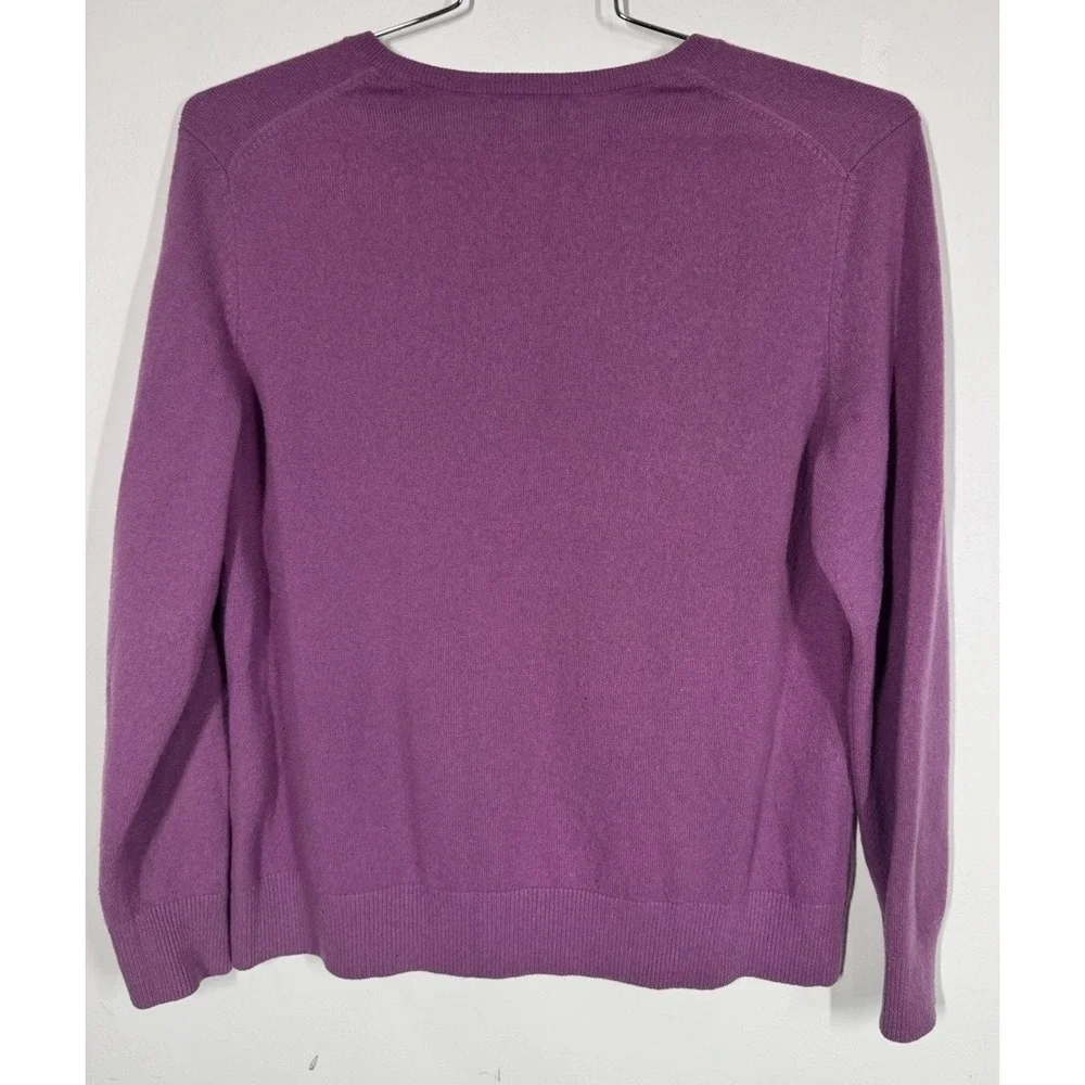 Lands End Lavender Cashmere V-Neck Pullover Sweater Women's XL Luxury Preppy - Picture 2 of 11
